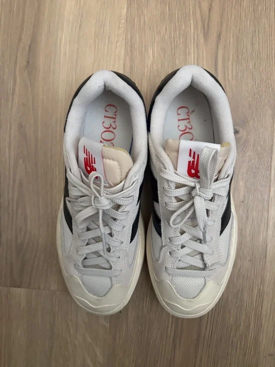 New Balance CT302
Moonbeam Black - Picture 3 of 6